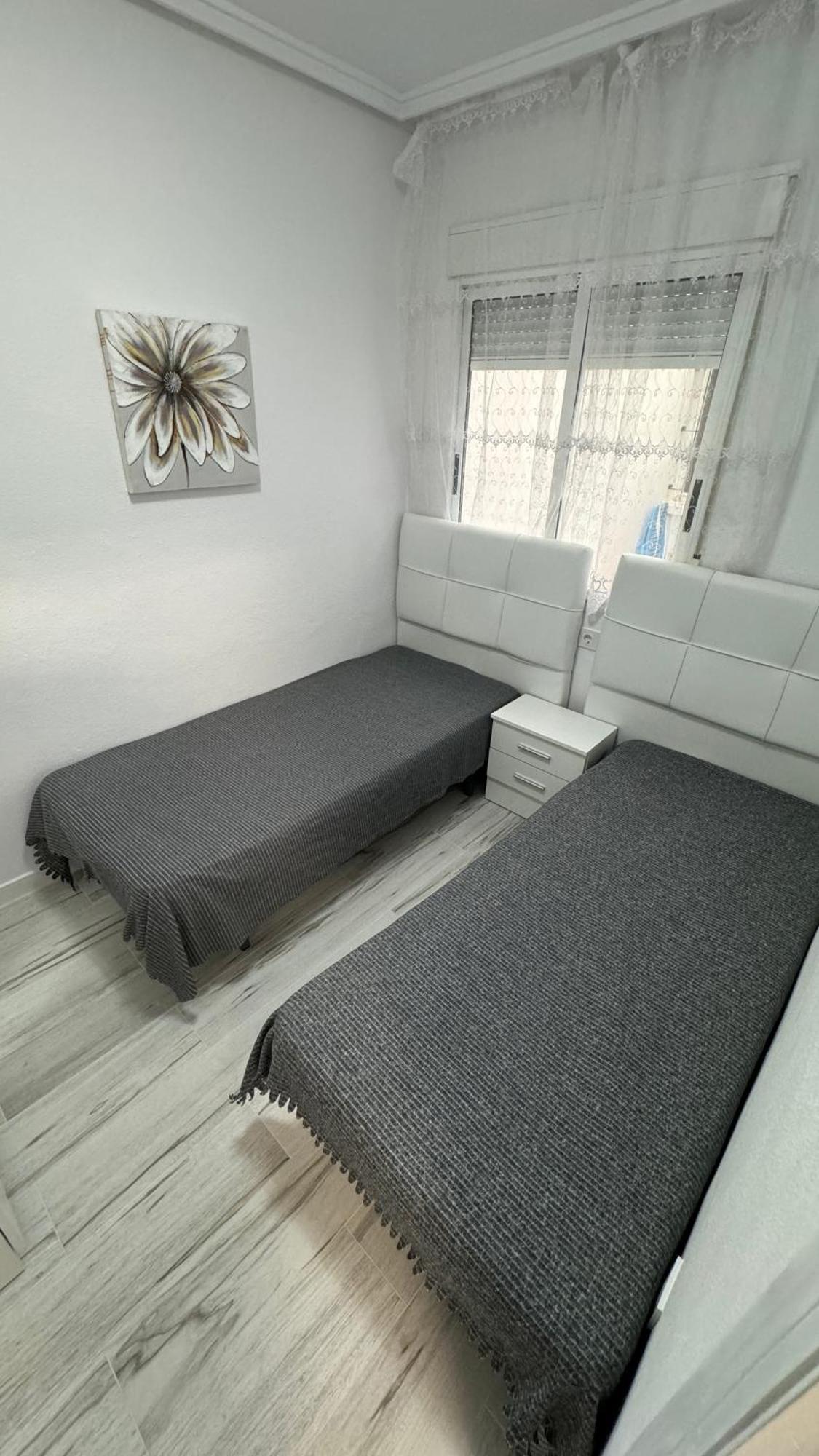 Playa Del Cura Apartment With 2 Bedrooms Торевьиа Экстерьер фото